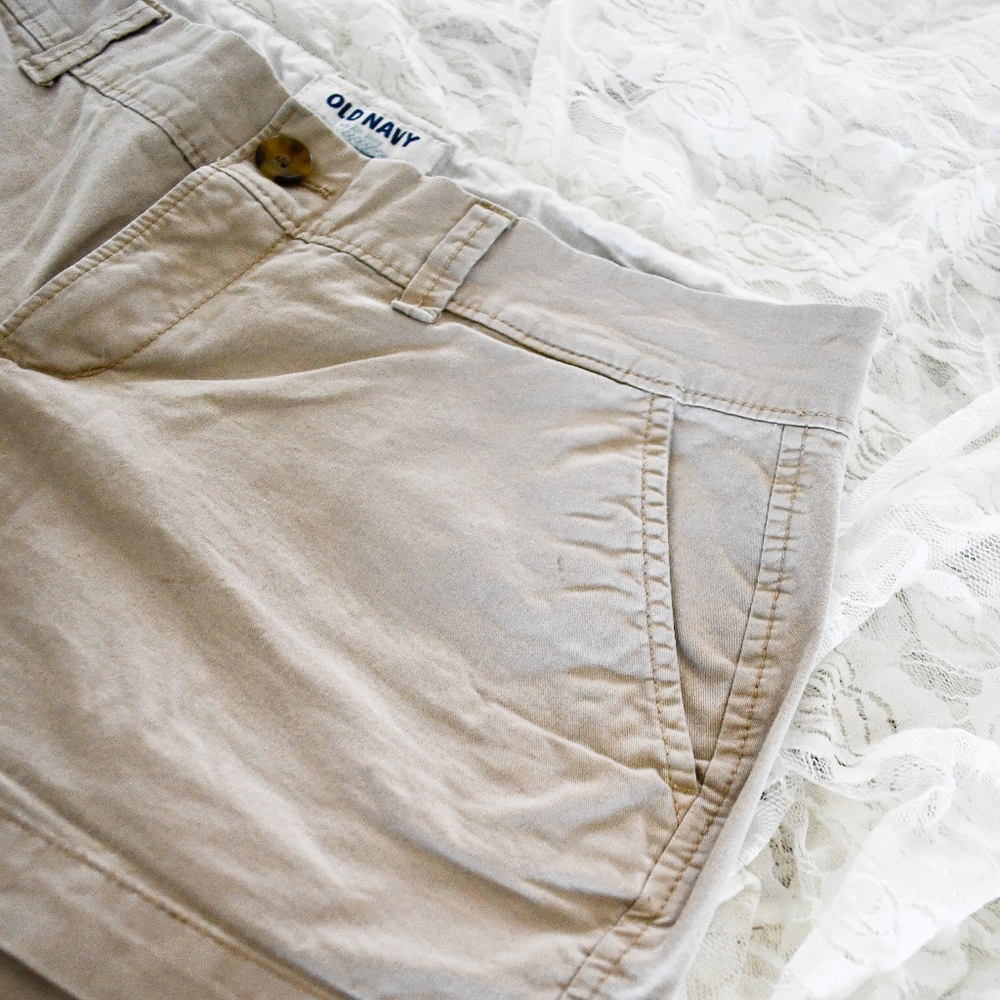 Khaki Old Navy Summer Shorts